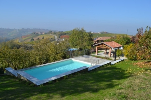 Casa Caimotta - Affittacamere con piscina in Neive, Piemonte.