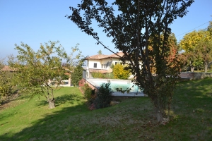 Casa Caimotta - Chambres avec piscine à Neive, Piémont.